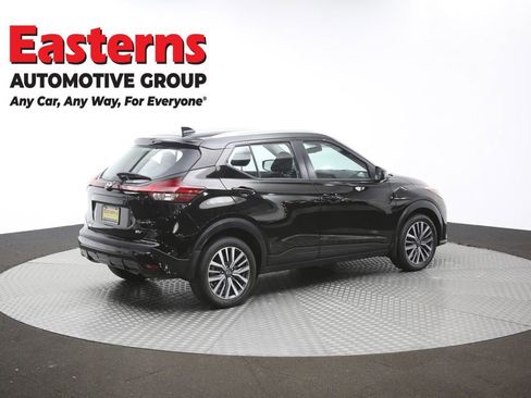 Used 2023 Nissan Kicks SV FWD image 40