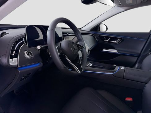 New 2026 Mercedes-Benz E 450 4MATIC Sedan image 10