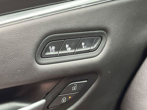 Certified 2023 Cadillac Escalade Sport AWD/4WD image 25