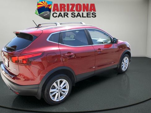 Used 2019 Nissan Rogue Sport SV w/ Technology Package image 4