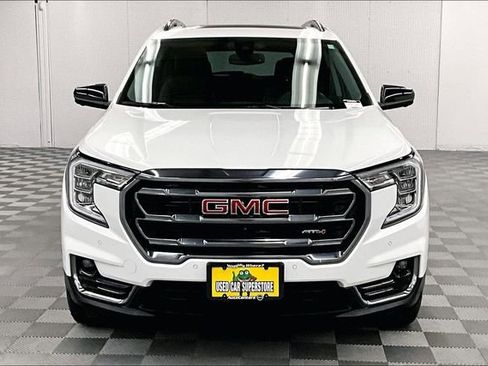 Used 2023 GMC Terrain AT4 w/ Infotainment Package II image 4
