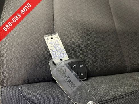 New 2026 GMC Sierra 1500 SLE w/ X31 Off-Road Package AWD/4WD image 27