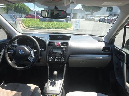 Used 2014 Subaru Forester 2.5i Premium w/ Popular Package #2 AWD/4WD image 12