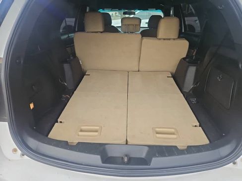 Used 2016 Ford Explorer FWD image 8