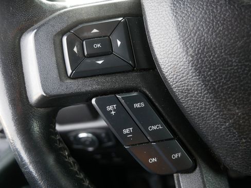 Used 2018 Ford F150 XLT w/ Equipment Group 302A Luxury image 26