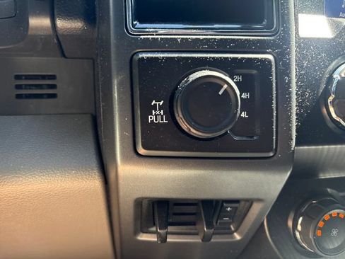Used 2021 Ford F250 XLT w/ XLT Premium Package AWD/4WD image 28