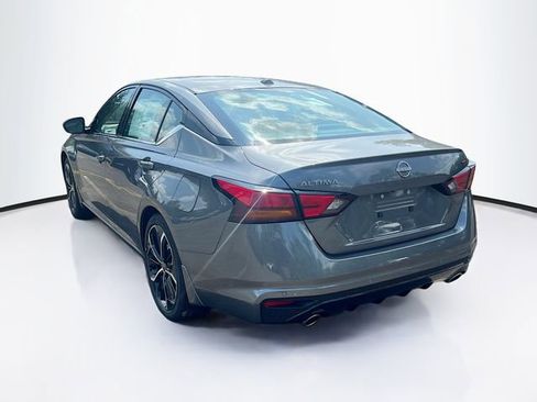 New 2025 Nissan Altima 2.5 SR w/ SR Premium Package image 4