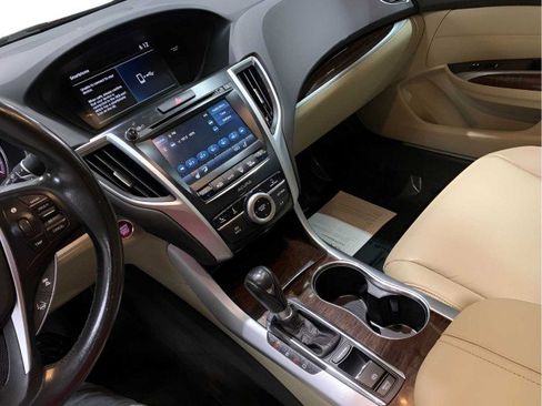 Used 2019 Acura TLX image 37