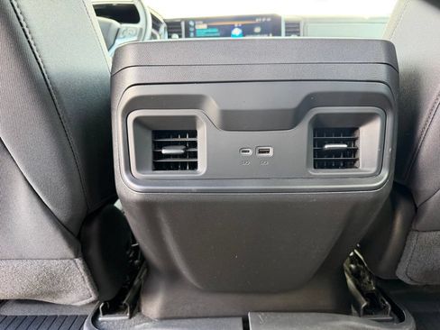 Used 2024 Chevrolet Silverado 1500 LT Trail Boss w/ Convenience Package II AWD/4WD image 13