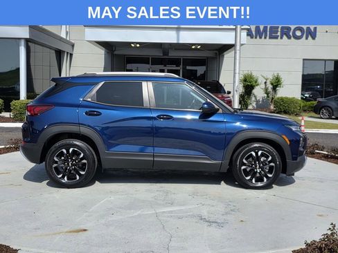 Used 2022 Chevrolet TrailBlazer LT FWD image 33