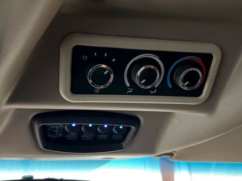 Used 2016 Chevrolet Express 2500 RWD image 26