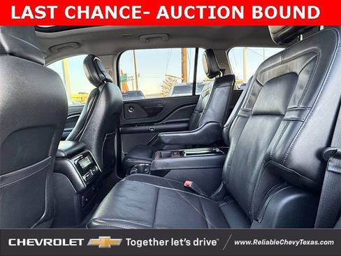Used 2020 Lincoln Aviator Reserve w/ Equipment Group 201A image 32