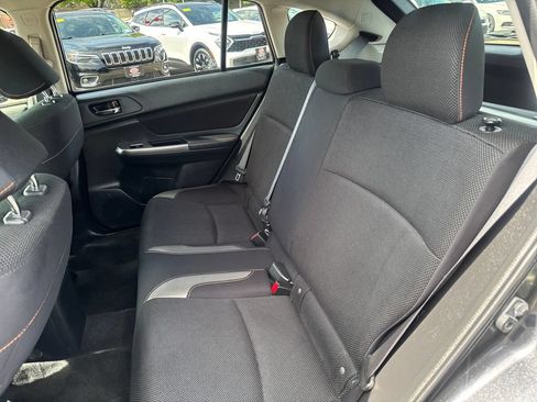 Used 2017 Subaru Crosstrek 2.0i Premium AWD/4WD image 34