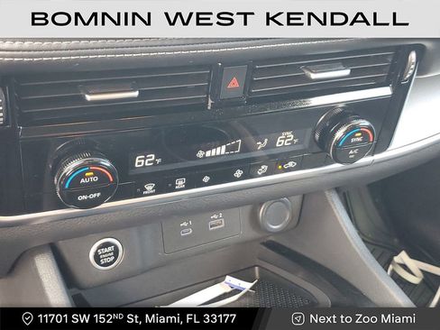 Used 2021 Nissan Rogue SV image 24