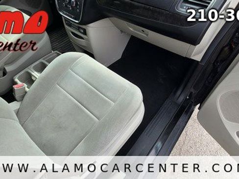 Used 2013 Dodge Grand Caravan SE image 15