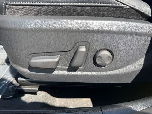 Used 2021 Kia Seltos SX w/ SX Sunroof Package image 10