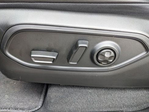 New 2026 Jeep Grand Cherokee Limited image 50