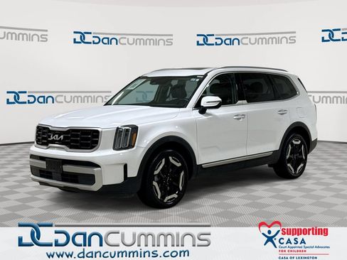 Used 2025 Kia Telluride S AWD/4WD image 1