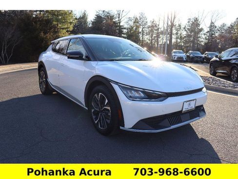 Used 2022 Kia EV6 Light image 1