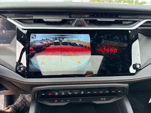 New 2026 Jeep Cherokee Overland image 14