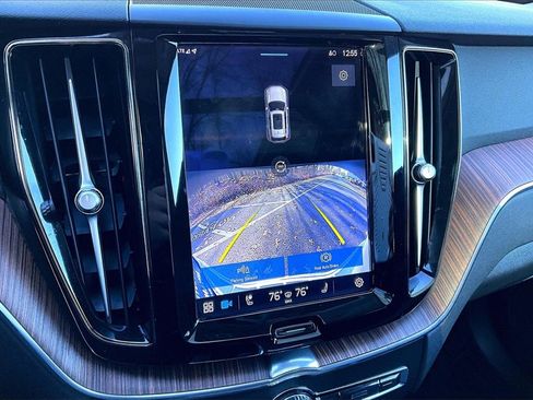 Certified 2023 Volvo XC60 B5 Plus w/ Climate Package image 13