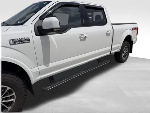 Used 2019 Ford F150 Lariat w/ Equipment Group 502A Luxury AWD/4WD image 18
