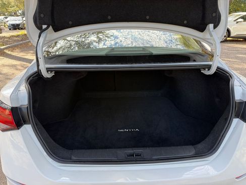 Used 2025 Nissan Sentra S image 25