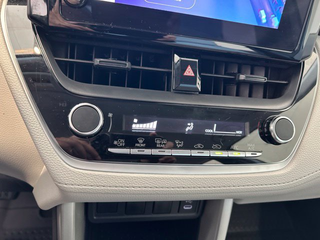Used 2024 Toyota Corolla Cross L FWD image 19