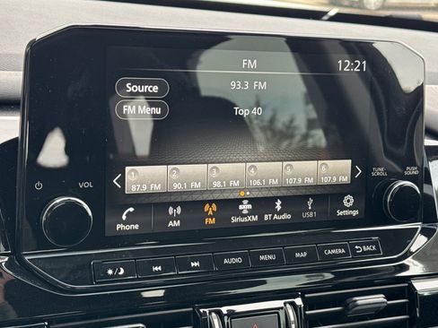 New 2025 Nissan Pathfinder Platinum w/ Lighting Package (N92) image 22