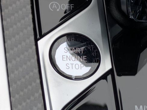 Used 2025 BMW M850i xDrive image 17