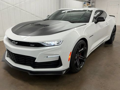 Used 2023 Chevrolet Camaro SS RWD image 11