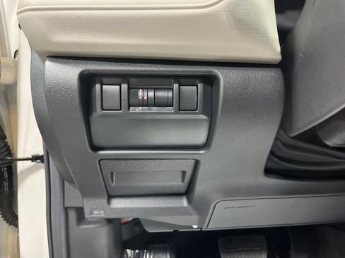Used 2026 Subaru Forester AWD/4WD image 14