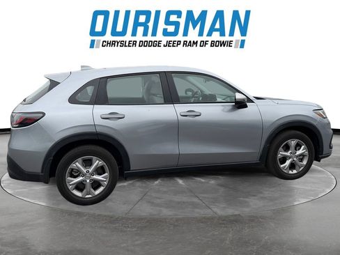 Used 2023 Honda HR-V LX image 7