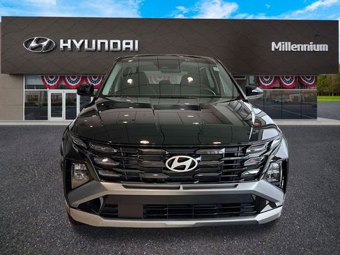 Used 2026 Hyundai Tucson SE image 2