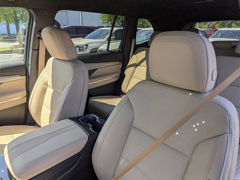 New 2026 Buick Enclave Preferred w/ Power Package image 11