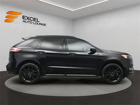 Used 2021 Ford Edge ST-Line image 6