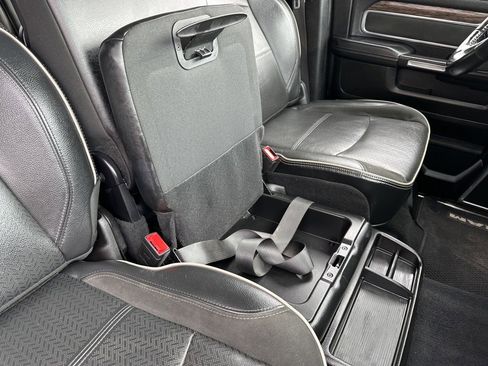 Used 2019 RAM 2500 Laramie image 40