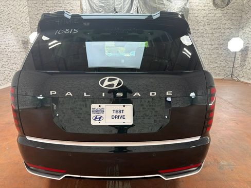 New 2027 Hyundai Palisade Calligraphy FWD image 6