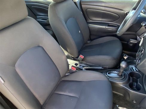 Used 2018 Nissan Versa S Plus image 13