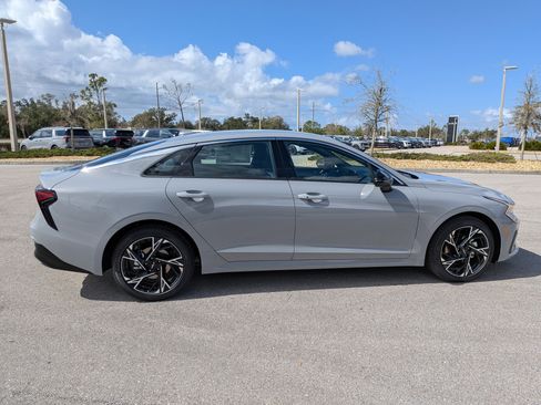 New 2026 Kia K5 GT-Line image 4