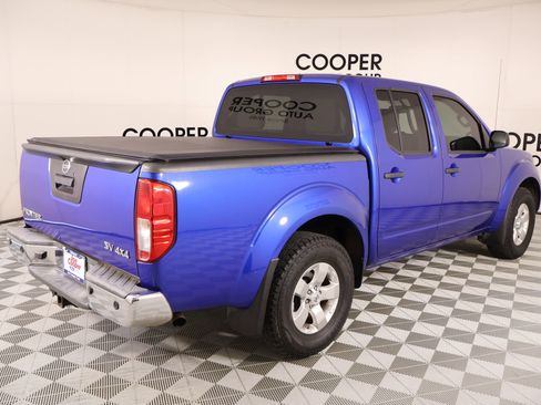 Used 2013 Nissan Frontier SV w/ SV Value Truck Pkg AWD/4WD image 20