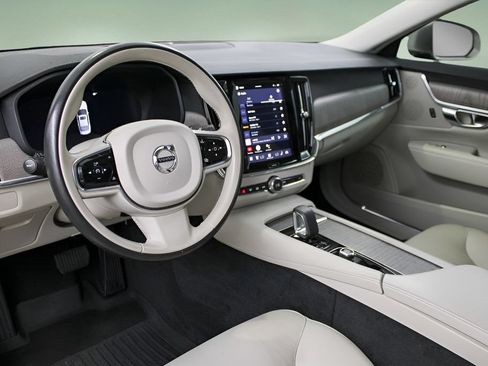 Certified 2023 Volvo S90 B6 Plus w/ Protection Package Premier AWD/4WD image 2