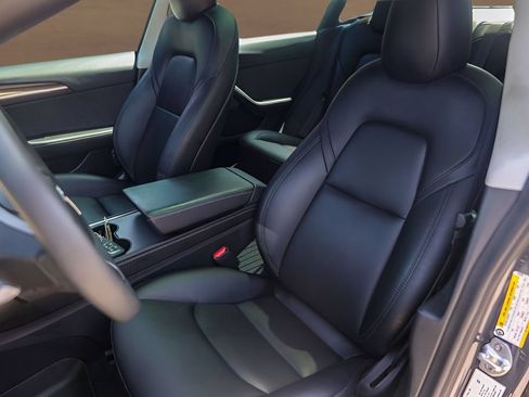 Used 2021 Tesla Model 3 Standard Range Plus RWD image 7