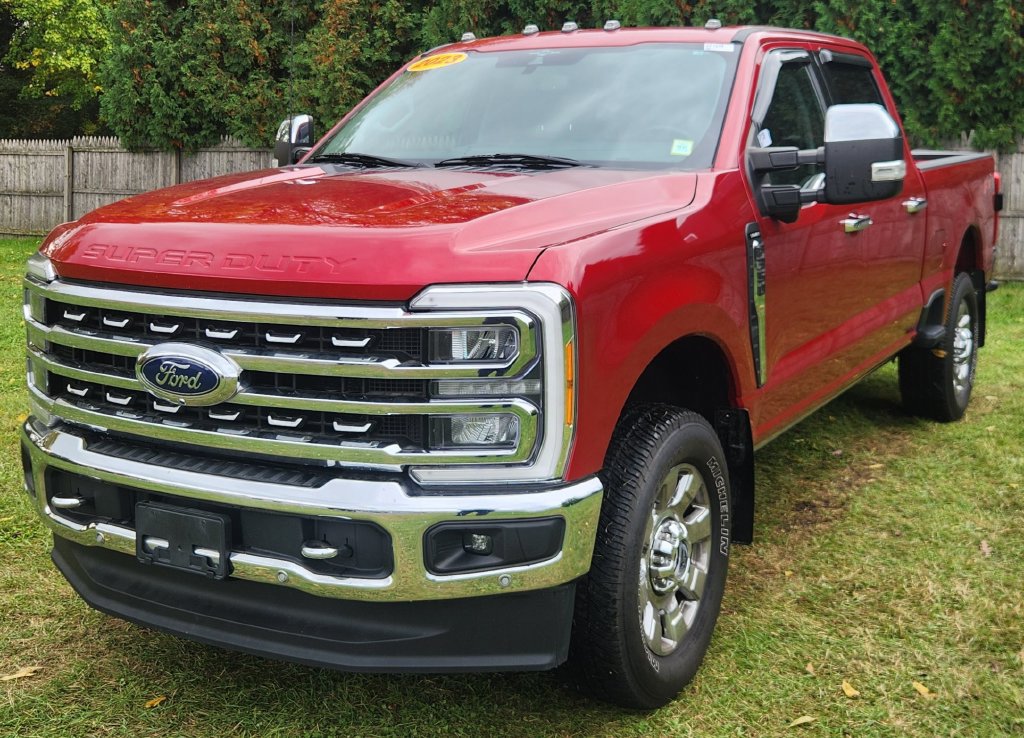 Used 2023 Ford F350 Lariat w/ Lariat Ultimate Package AWD/4WD image 11