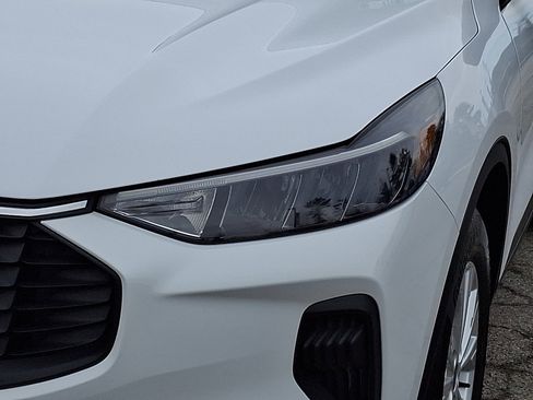 Certified 2023 Ford Escape Active AWD/4WD image 12