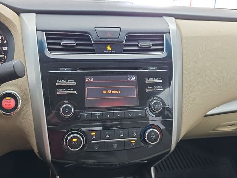 Used 2015 Nissan Altima 2.5 S w/ Power Driver Seat Package image 19