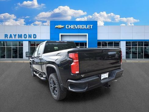 New 2026 Chevrolet Silverado 2500 LTZ w/ LTZ Plus Package AWD/4WD image 6