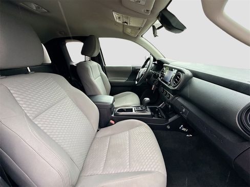Used 2021 Toyota Tacoma SR image 28
