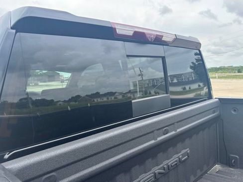 Used 2023 GMC Sierra 1500 Denali w/ Denali Reserve Package AWD/4WD image 24