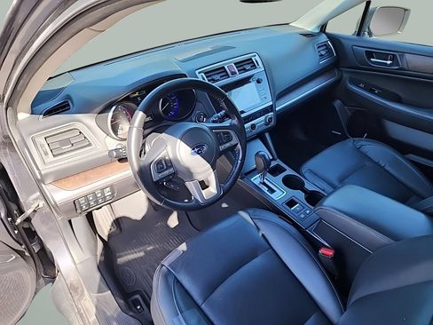 Used 2016 Subaru Outback 2.5i Limited AWD/4WD image 10